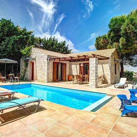 Sleeps 4 Pool Air Con Wifi * Kacaráta